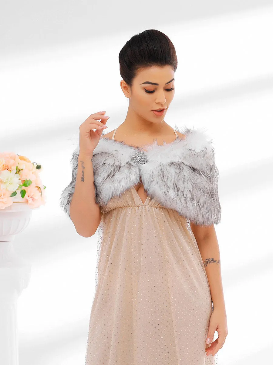 2025 Black and White Imitation Rabbit Fur Short Shawl