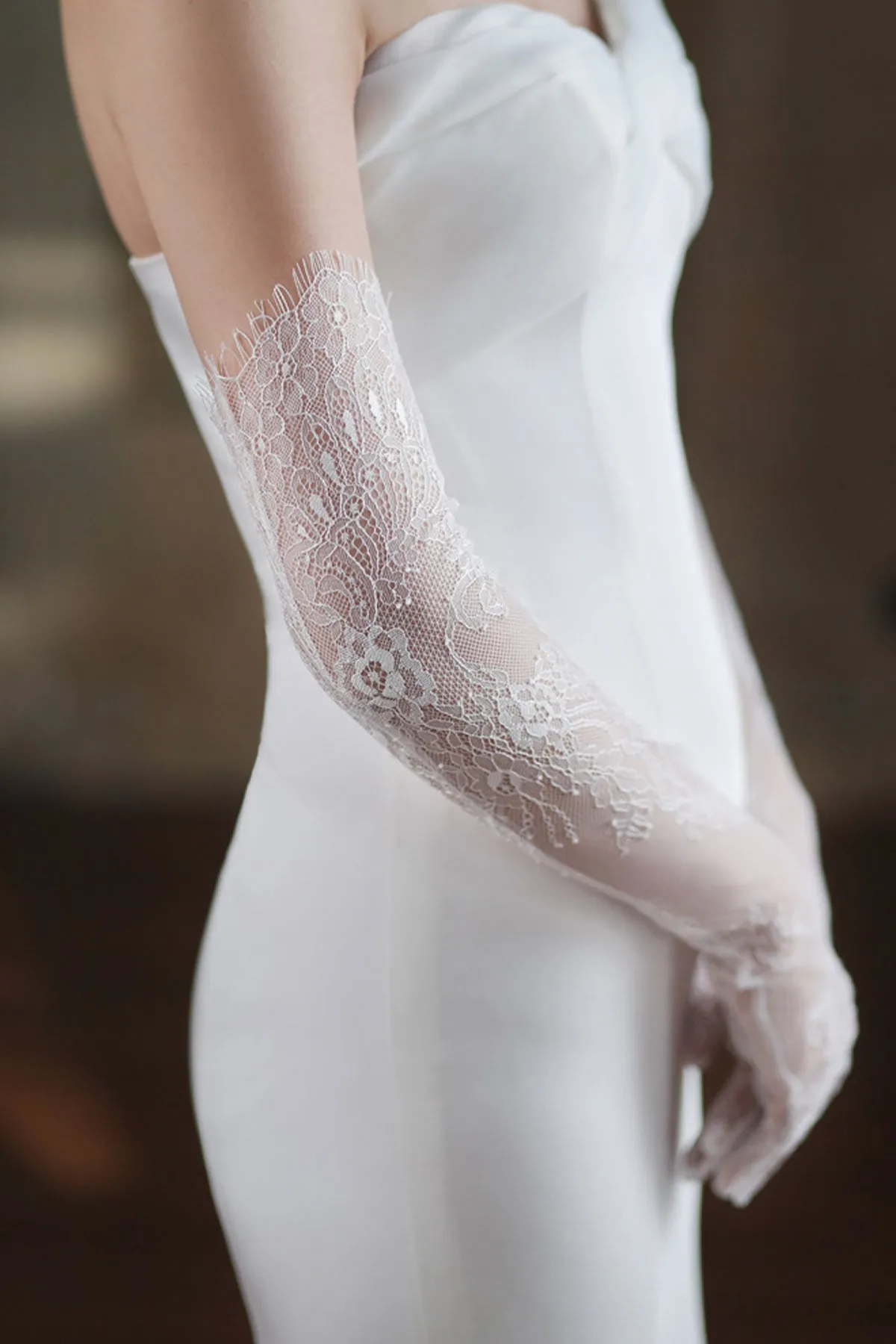 Elegant Sheer Lace Bridal Wedding Elegant Gloves